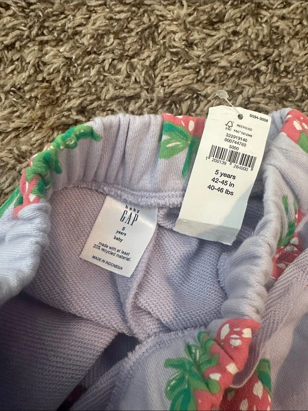 Gap Girls' Light Purple Strawberry Print Shorts NWT 5